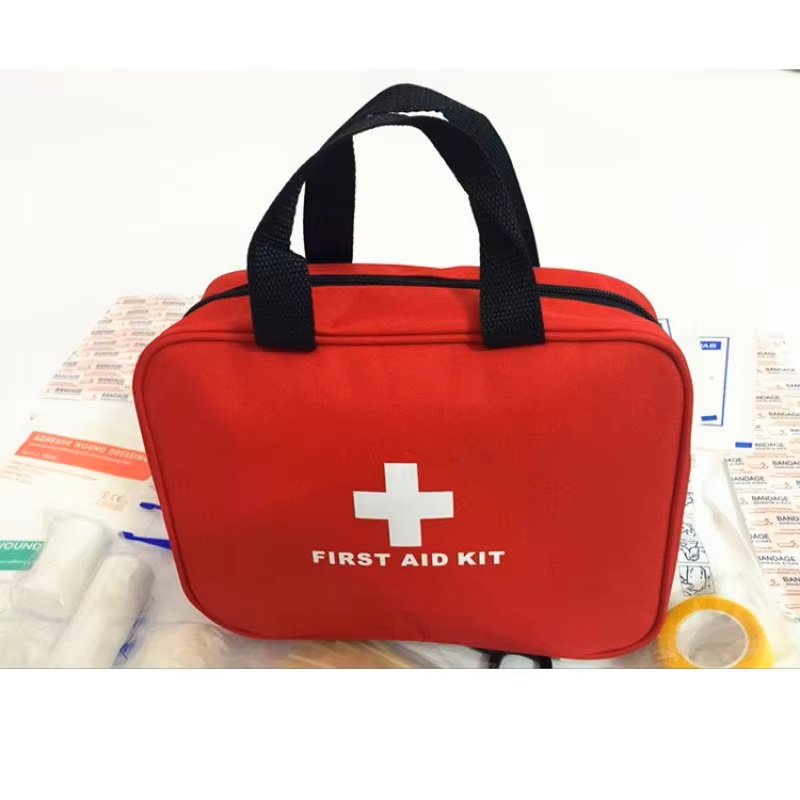 Erste-Hilfe-Set mit kompakter  – First Aid Bag Kit Bewertung und Preis